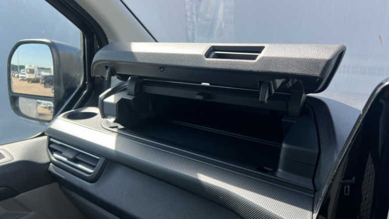 Ford Transit Custom 300 L1 Diesel Fwd 2.0 EcoBlue 136ps H1 Van Limited